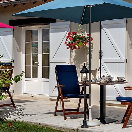 Domaine Du Bois Des Anges Bed & Breakfast Germigny-l'Eveque Екстериор снимка