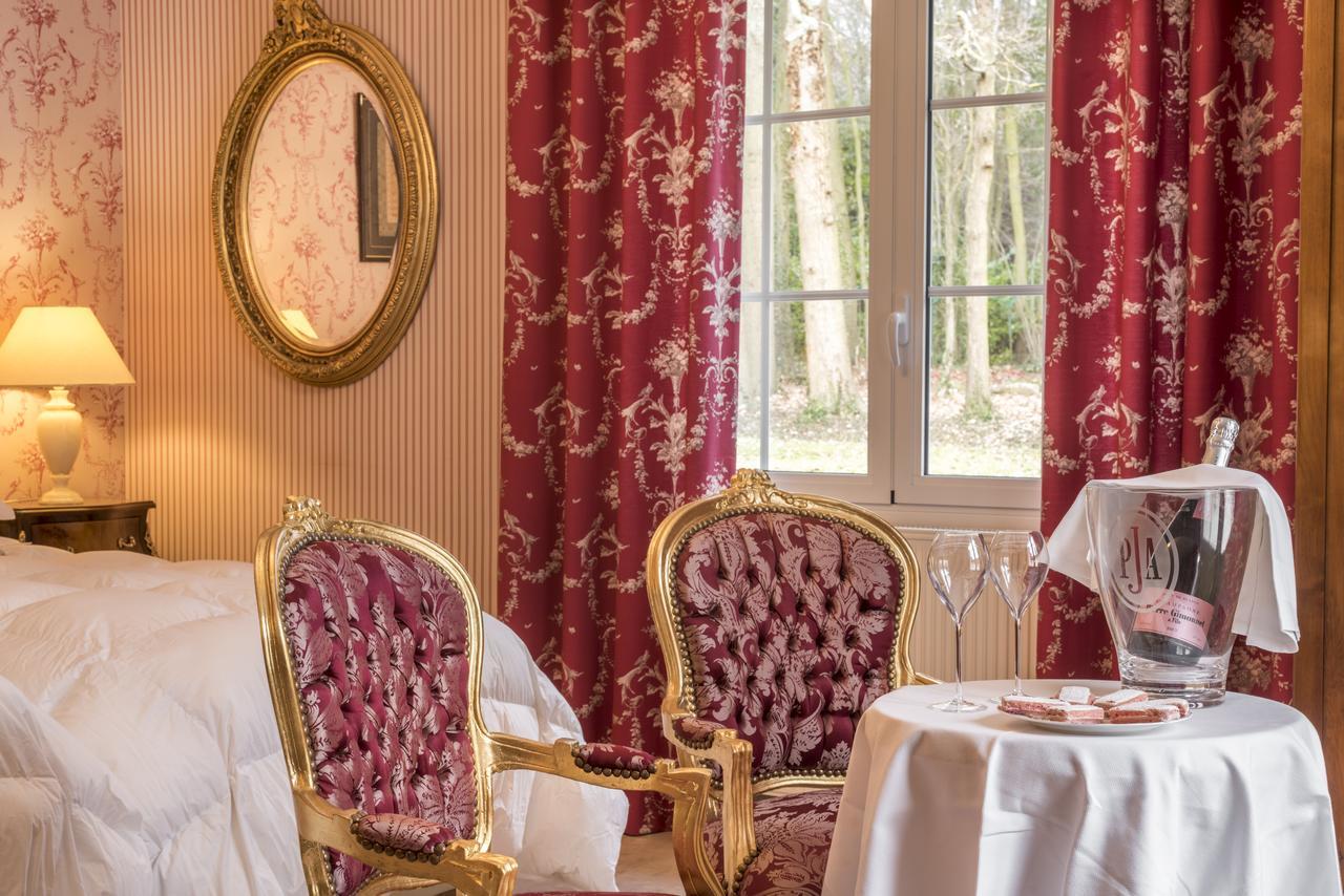 Domaine Du Bois Des Anges Bed & Breakfast Germigny-l'Eveque Екстериор снимка