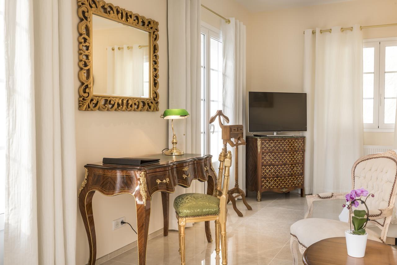 Domaine Du Bois Des Anges Bed & Breakfast Germigny-l'Eveque Екстериор снимка