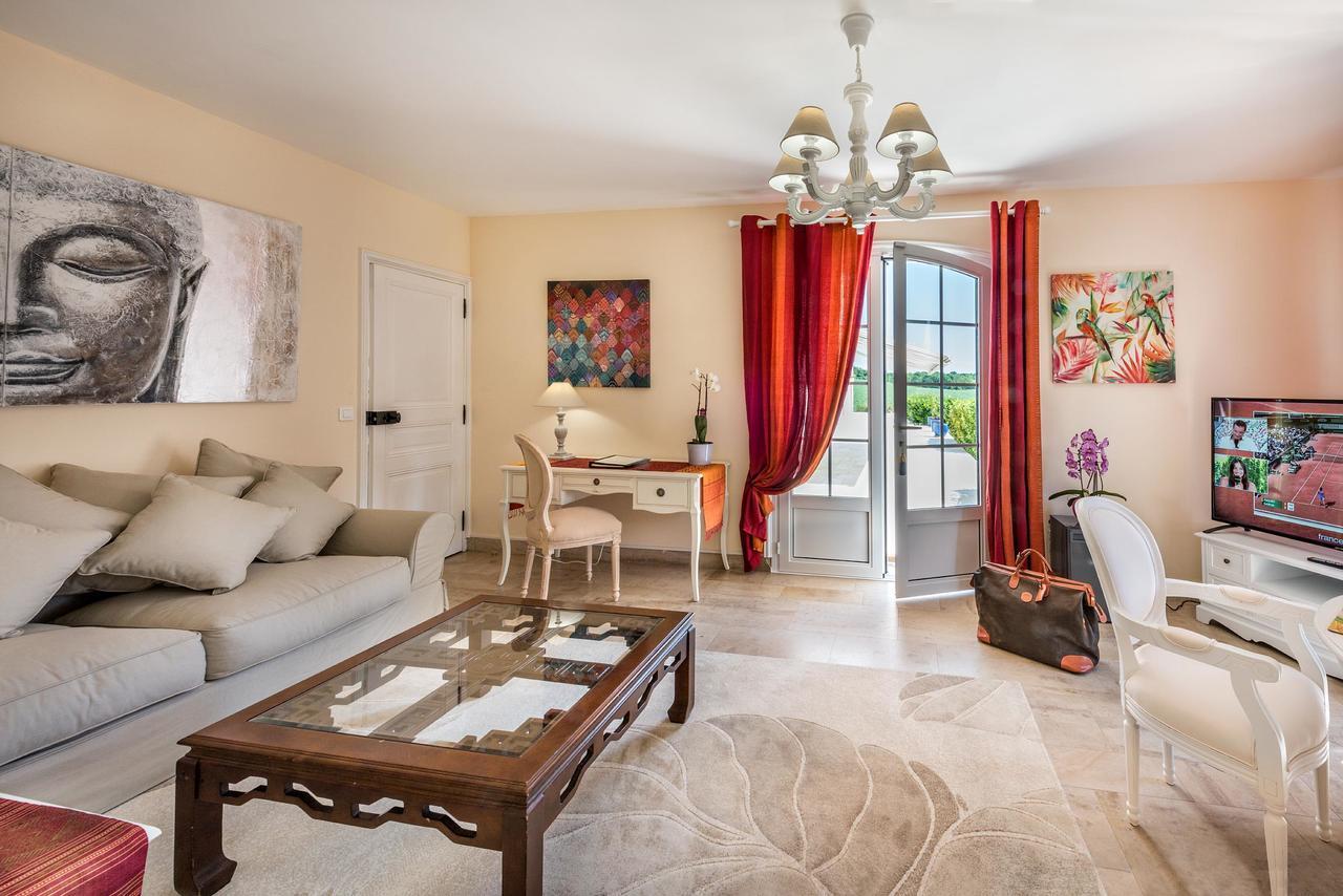 Domaine Du Bois Des Anges Bed & Breakfast Germigny-l'Eveque Екстериор снимка