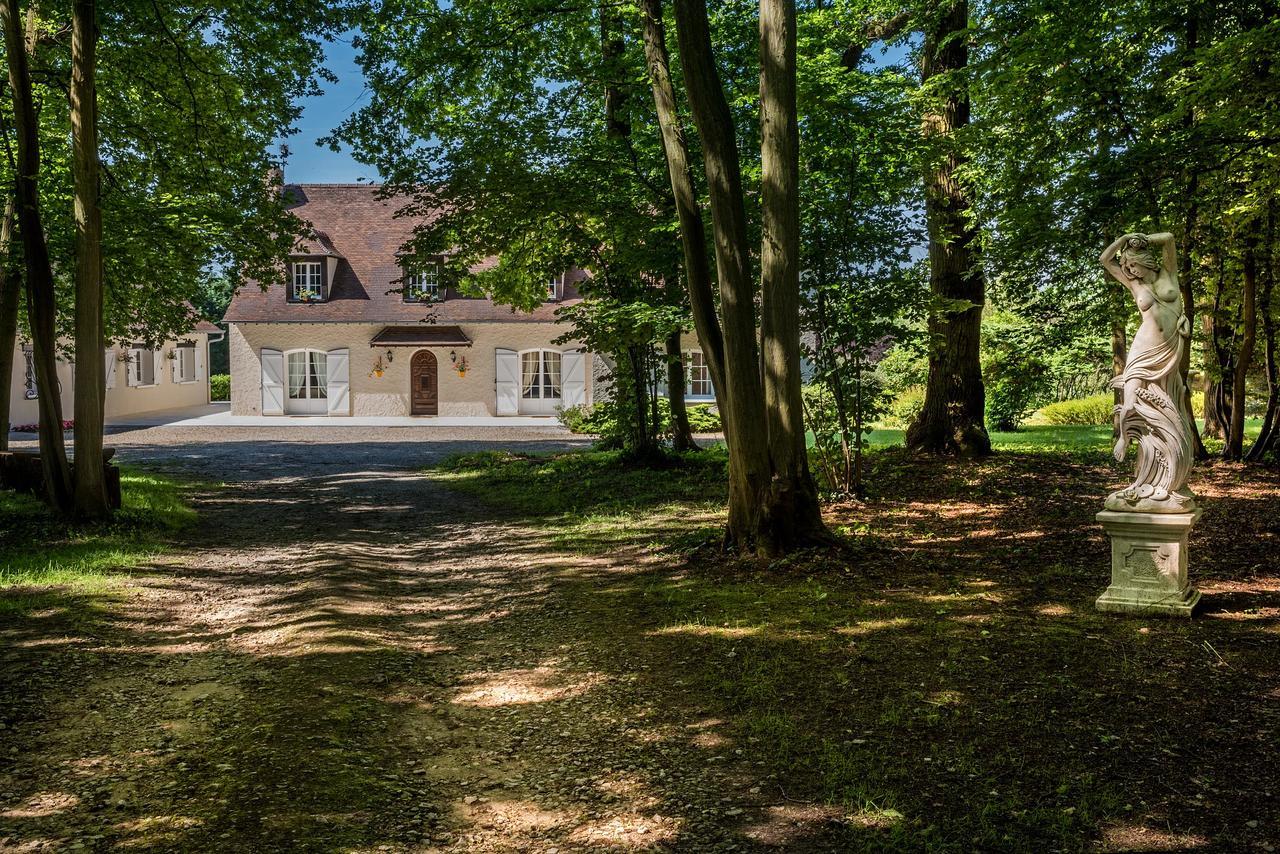 Domaine Du Bois Des Anges Bed & Breakfast Germigny-l'Eveque Екстериор снимка